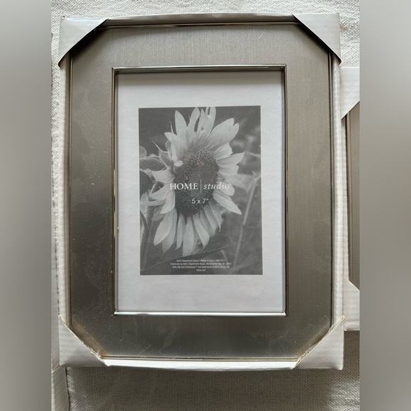 Set of 4 picture frames - Picture 2 of 4